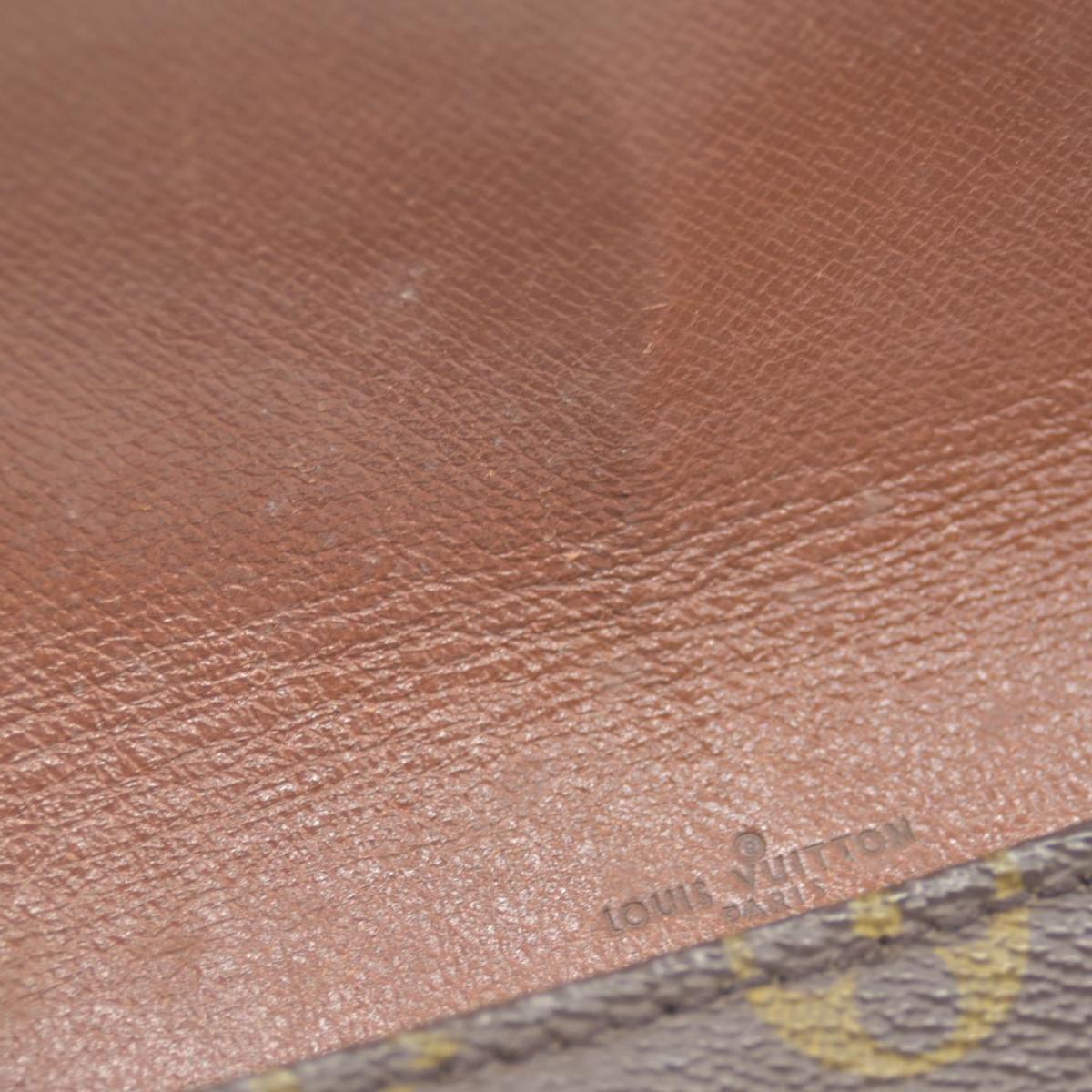 $1060 1986 Louis Vuitton Monogram Chantilly PM 862VI