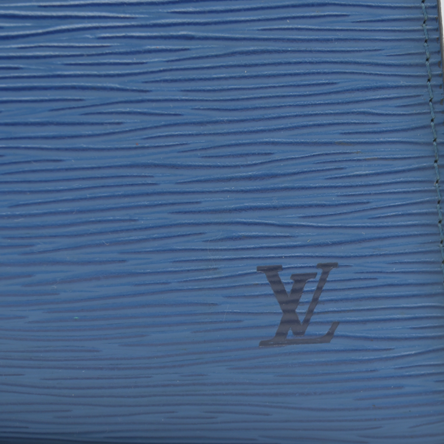 $1560 Louis Vuitton Epi Pochette Accessories Pouch Bag