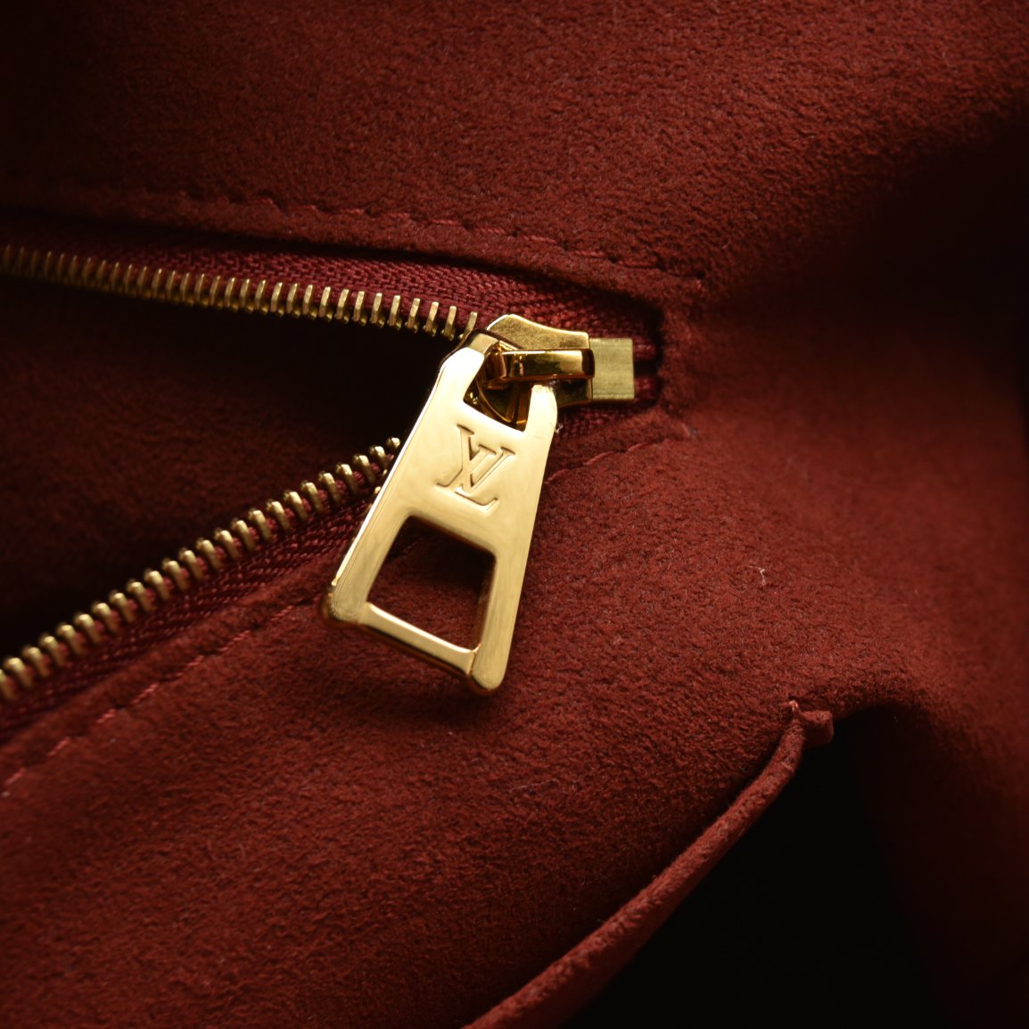 Louis Vuitton  Empreinte Monogram BiColor Giant Onthego MM Black Beige DU3250