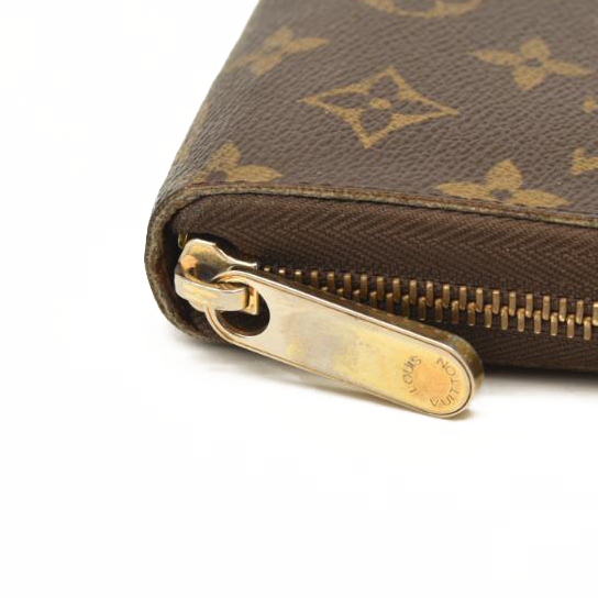 LOUIS VUITTON Monogram Zippy Organizer Wallet VI0076