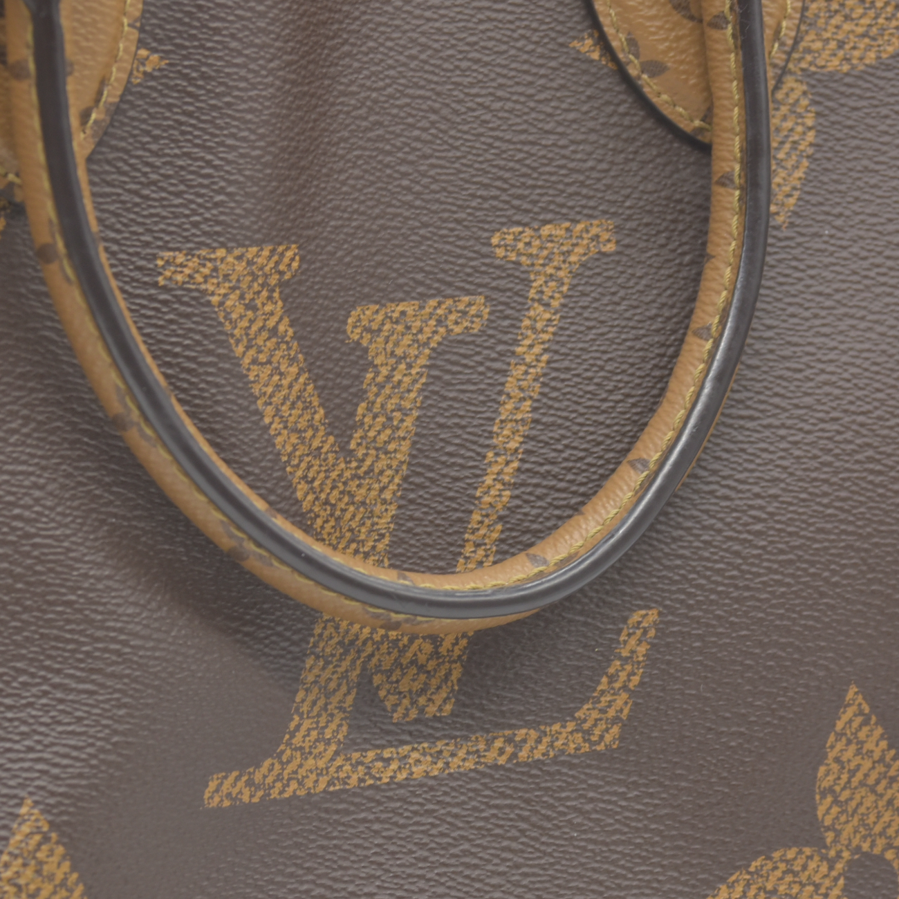 $3300 Louis Vuitton LV Monogram OnTheGo MM FL5220 2020