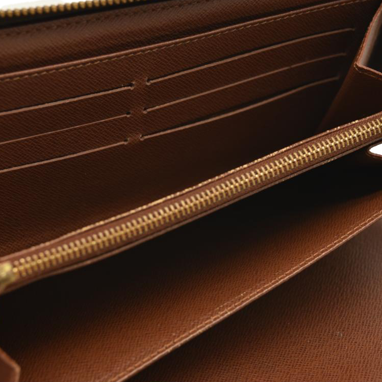 LOUIS VUITTON Monogram Zippy Organizer Wallet VI0076