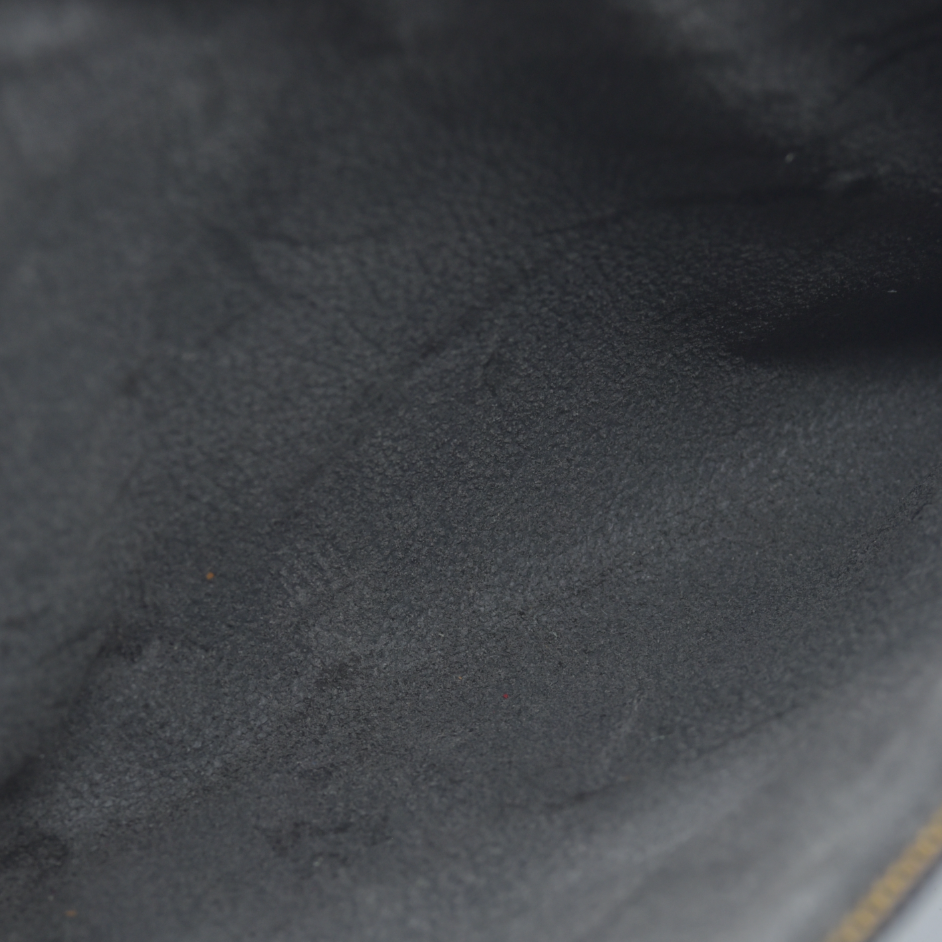 $1560 Louis Vuitton Epi Pochette Accessories Pouch Bag