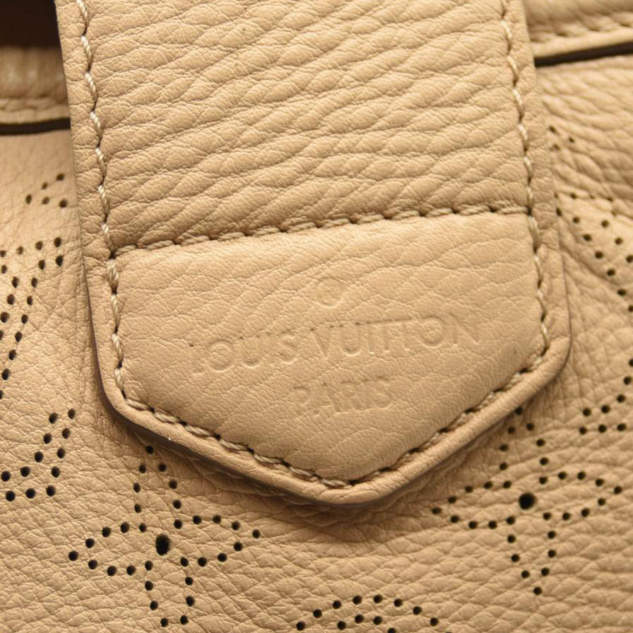 LOUIS VUITTON Mahina Cirrus PM Sandy