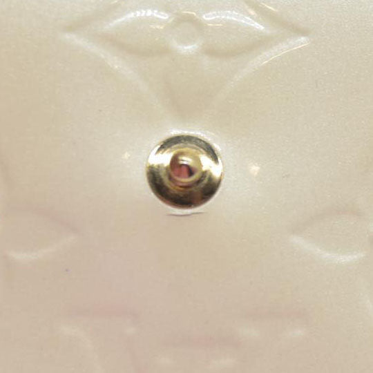 $795 LOUIS VUITTON Monogram Vernis French Kiss Lock Cream MI1058