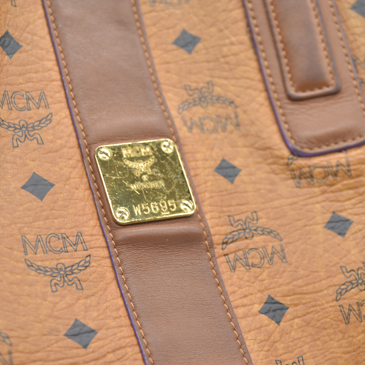 $740 MCM  Visetos Large Liz Reversible Shopper Tote Cognac