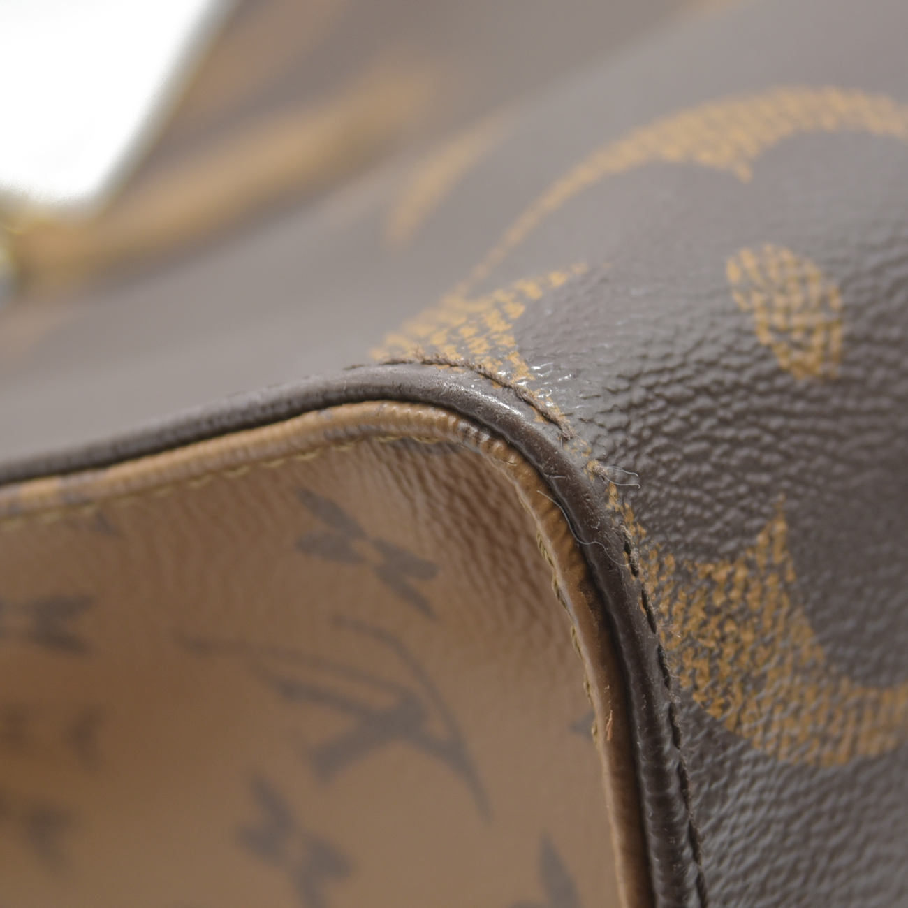 $3300 Louis Vuitton LV Monogram OnTheGo MM FL5220 2020
