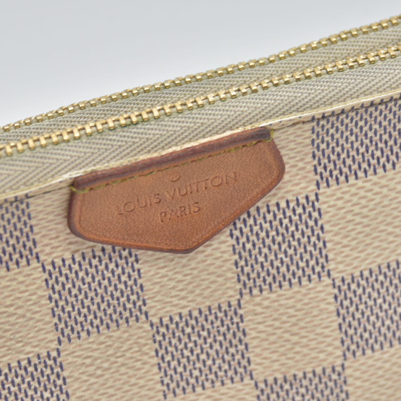 $1350 Louis Vuitton Damier Azur Double Zip Pochette