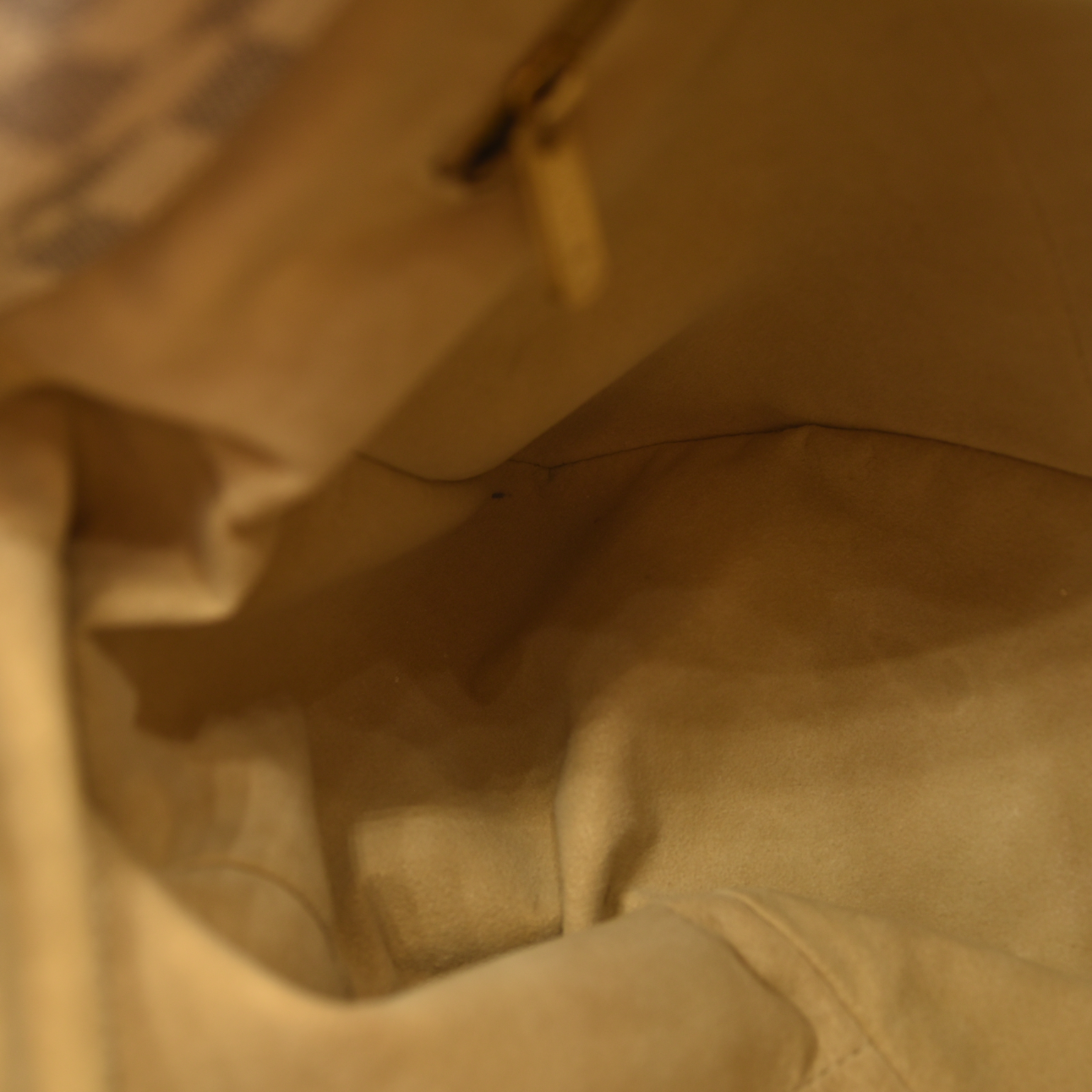 Louis Vuitton Damier Azur Artsy MM SD4184