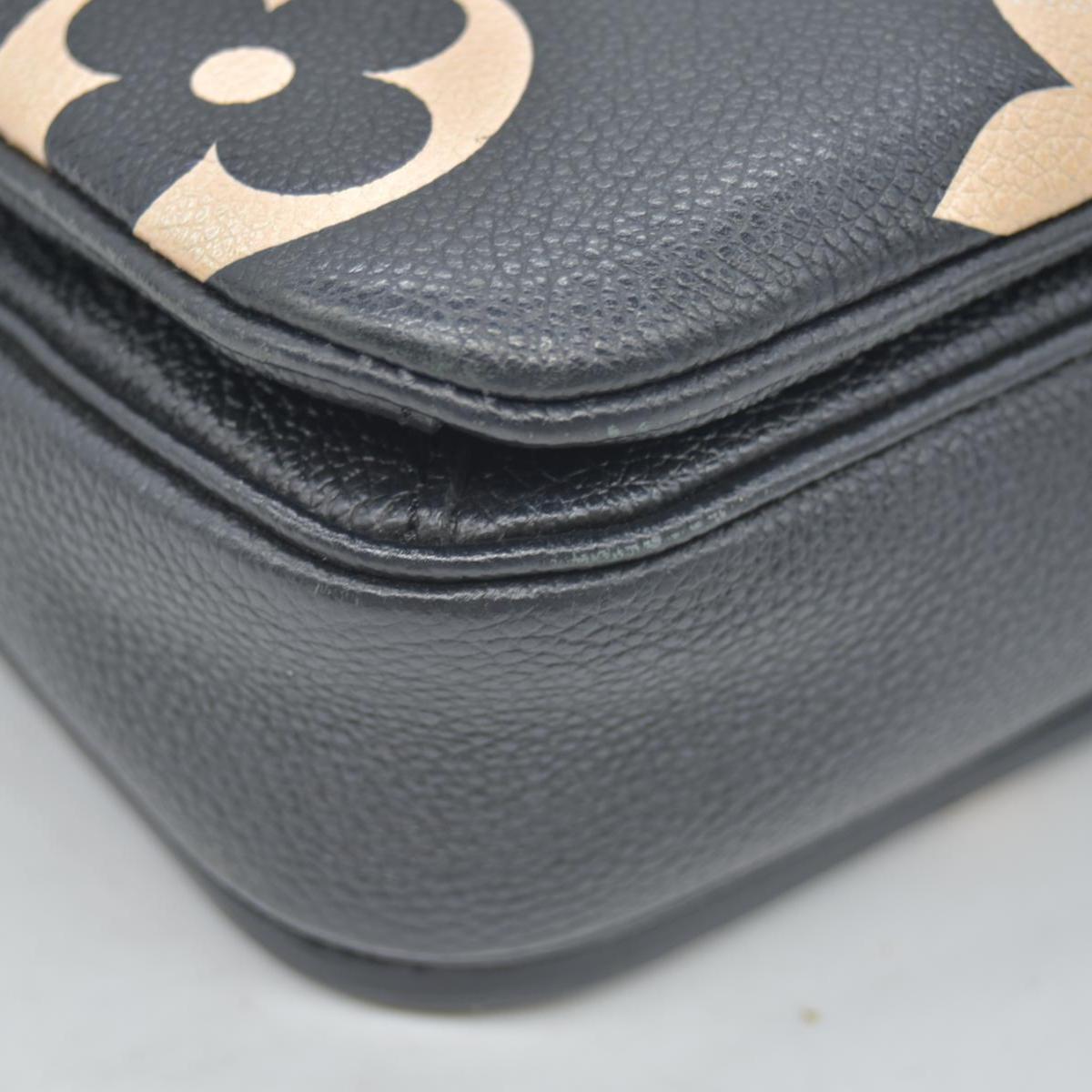 $3300 Louis Vuitton BiColor Pochette Metis Black Cream