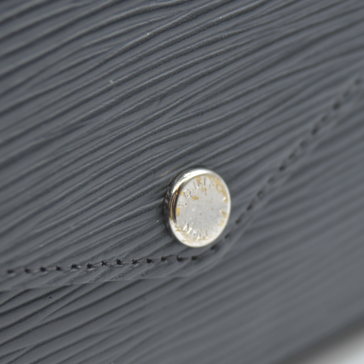 LOUIS VUITTON  Epi Pochette Felicie Black  Noir $1720