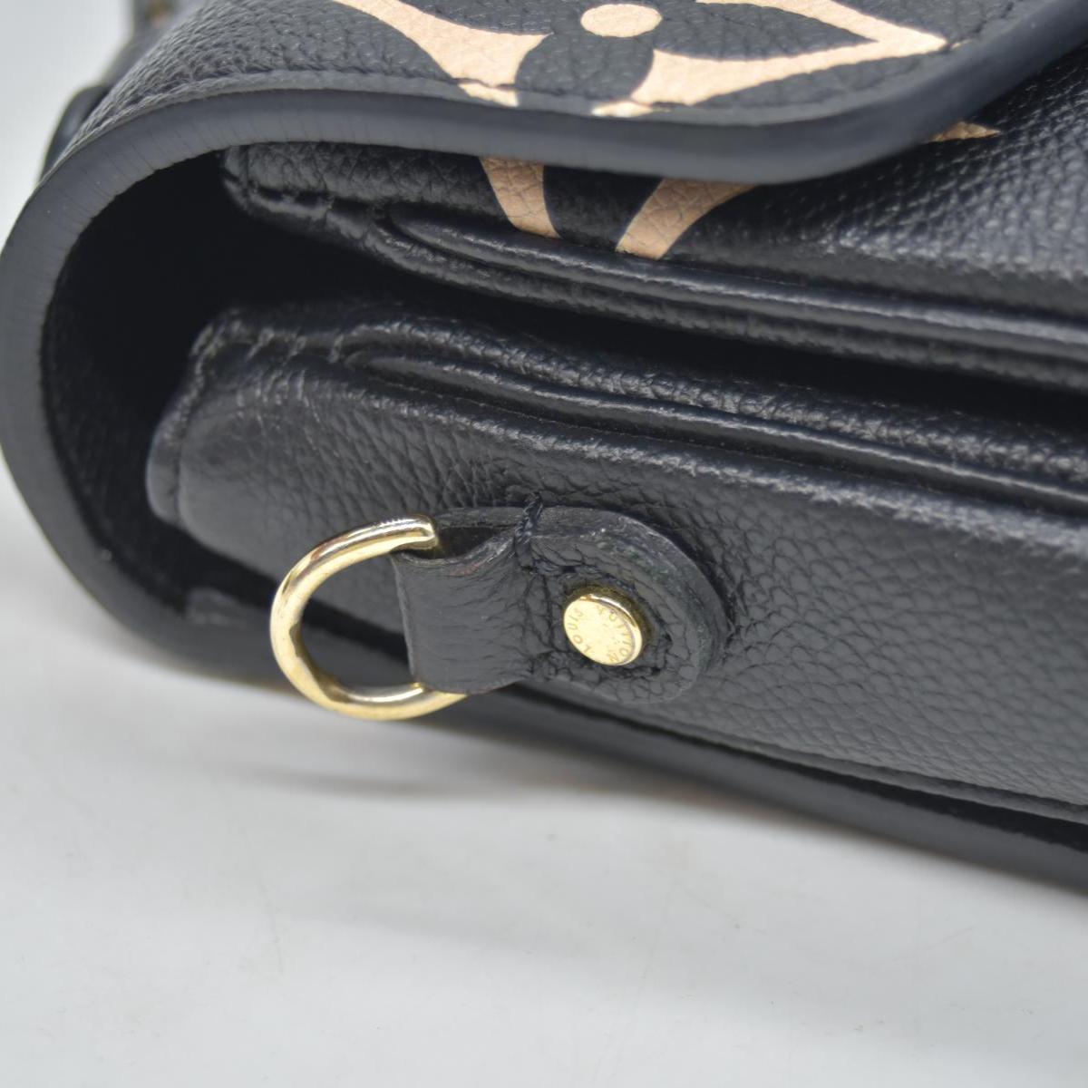 $3300 Louis Vuitton BiColor Pochette Metis Black Cream