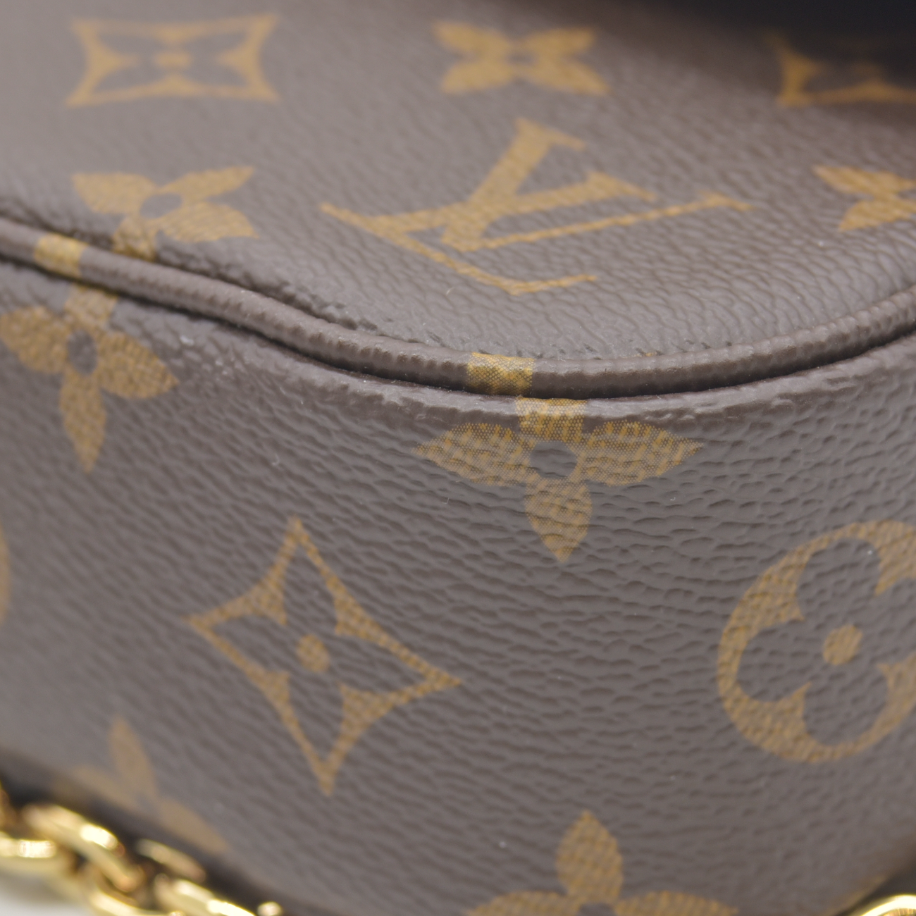 Louis Vuitton  Monogram Ivy Wallet On Chain RFID Like New with Box