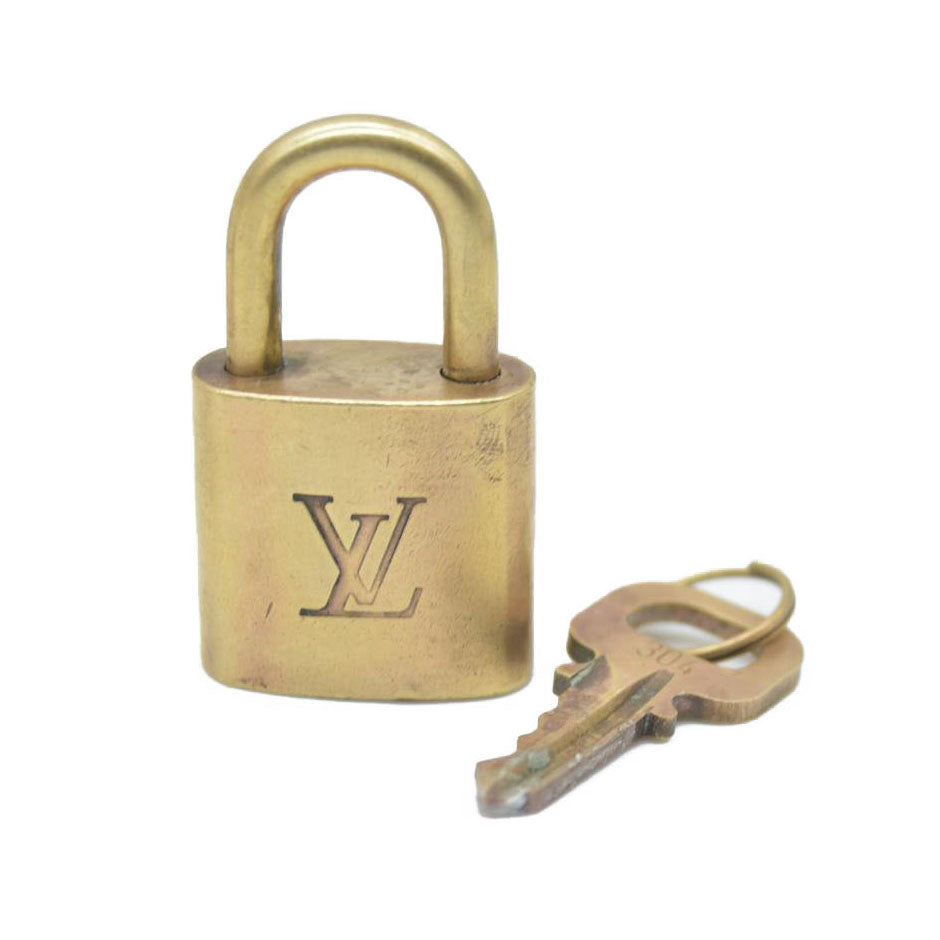 AUCTION Louis Vuitton Gold Lock and Key #304