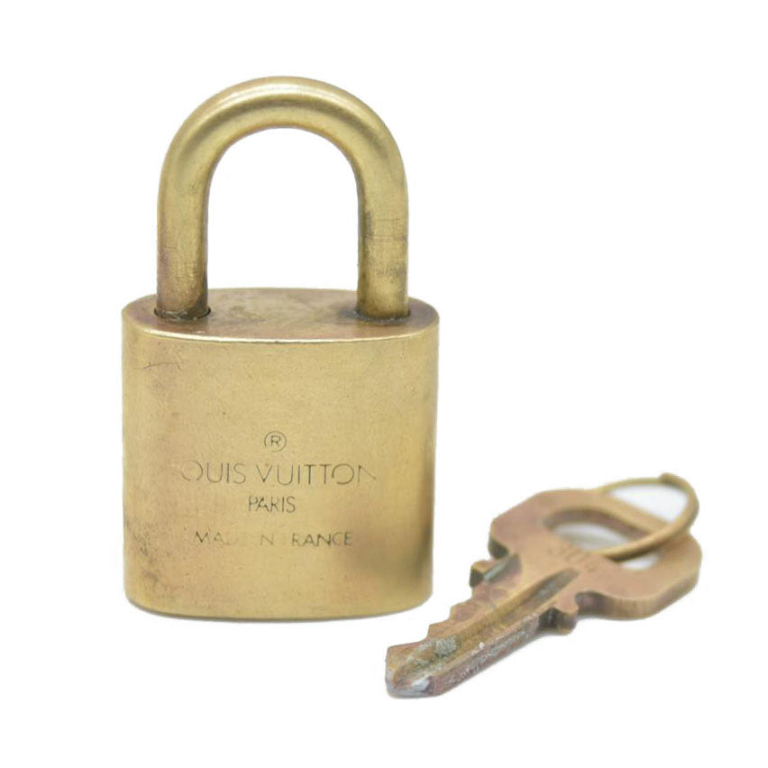 AUCTION Louis Vuitton Gold Lock and Key #304