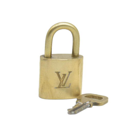 AUCTION Louis Vuitton Gold Lock and Key #304