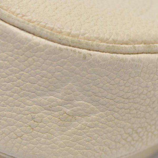 $3100 Louis Vuitton Monogram Giant Multi-Pochette Accessoires Cream