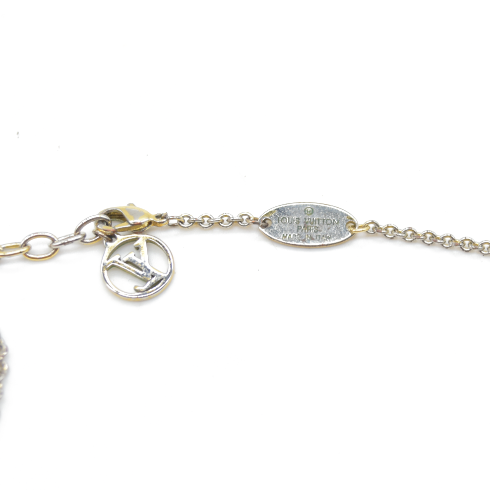 $505 LOUIS VUITTON V Essentials Necklace Gold Chain Necklace 2016 OB1116