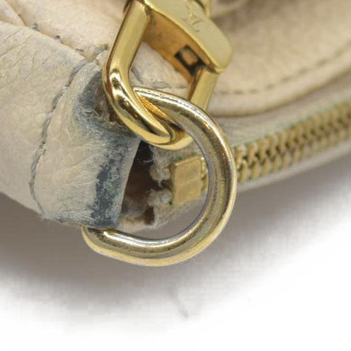 $3100 Louis Vuitton Monogram Giant Multi-Pochette Accessoires Cream