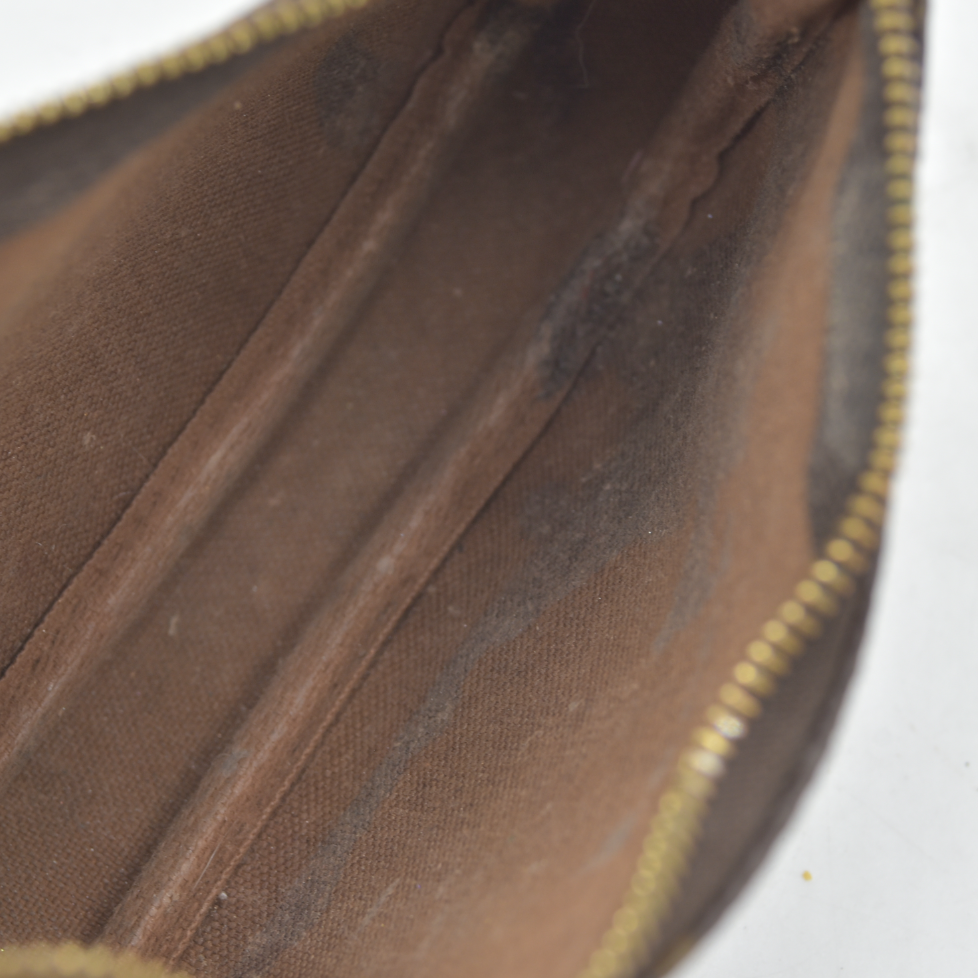 $810 Louis Vuitton Monogram Mini Pochette Accessories Pouch FL0055 2005