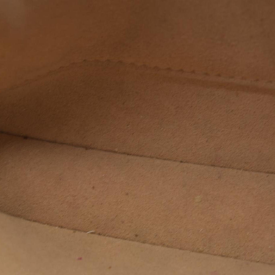 $3100 Louis Vuitton Monogram Giant Multi-Pochette Accessoires Cream