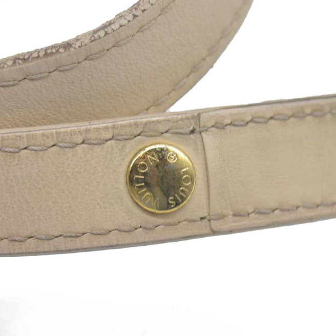 $3100 Louis Vuitton Monogram Giant Multi-Pochette Accessoires Cream