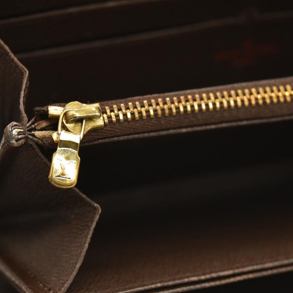 Louis Vuitton  Damier Ebene Zippy Wallet SD1103