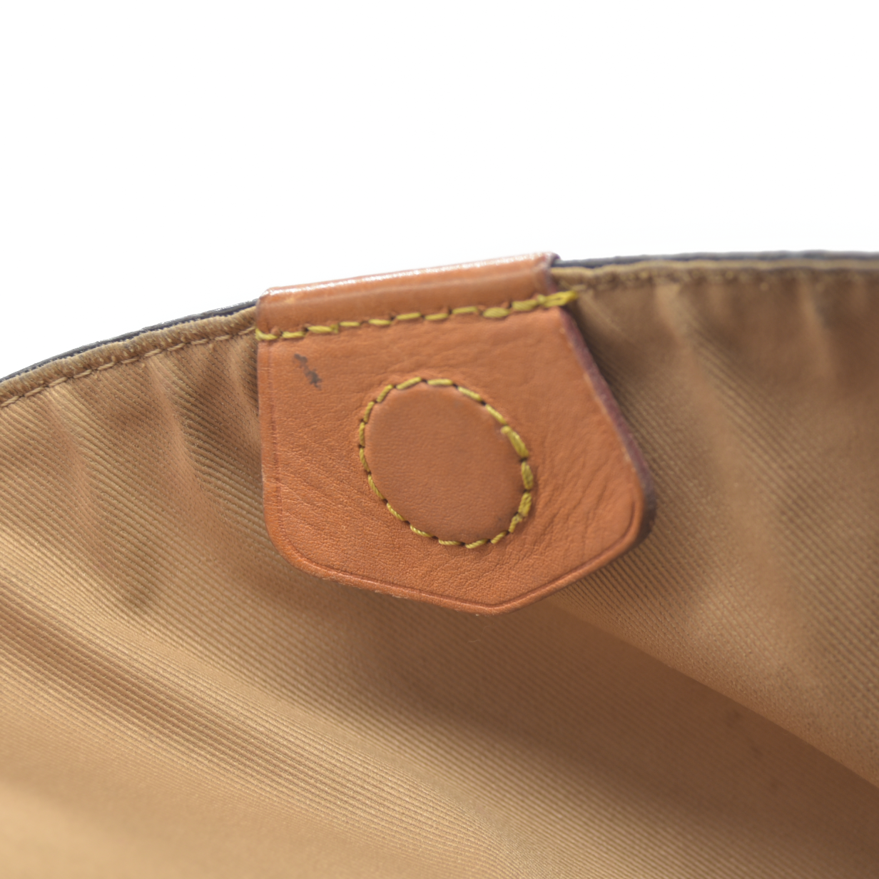 AUCTION $2120 Louis Vuitton  Monogram Graceful MM TX0199