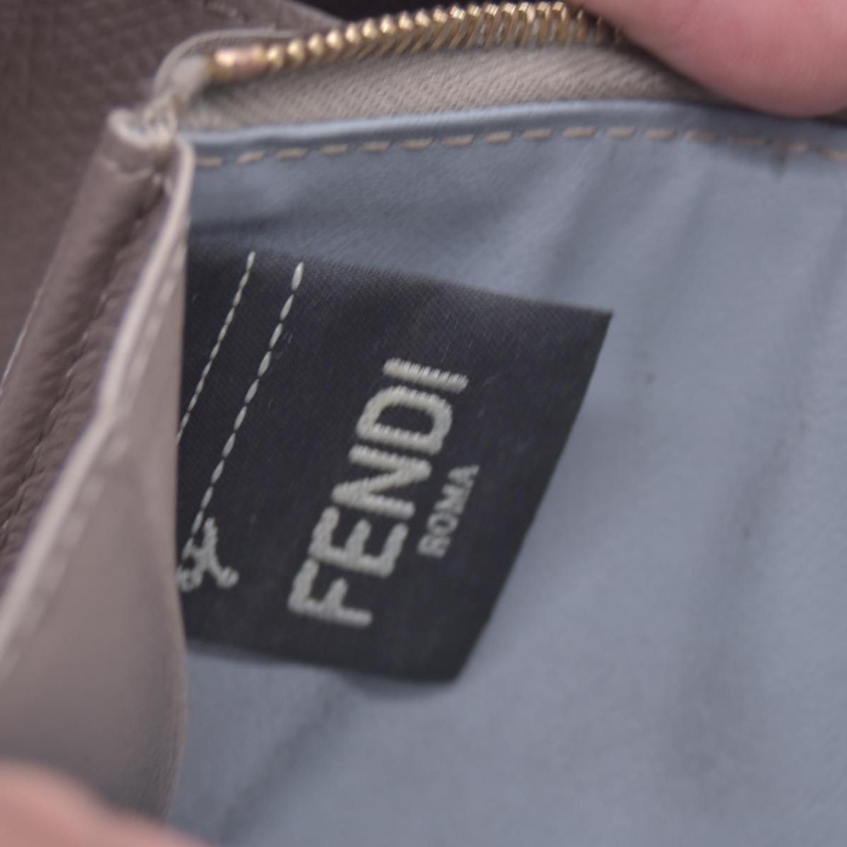 $760 Fendi Vitello Cruis Lucido Fendi Zip Around Wallet Tortora CONSIGNMENT 10021151