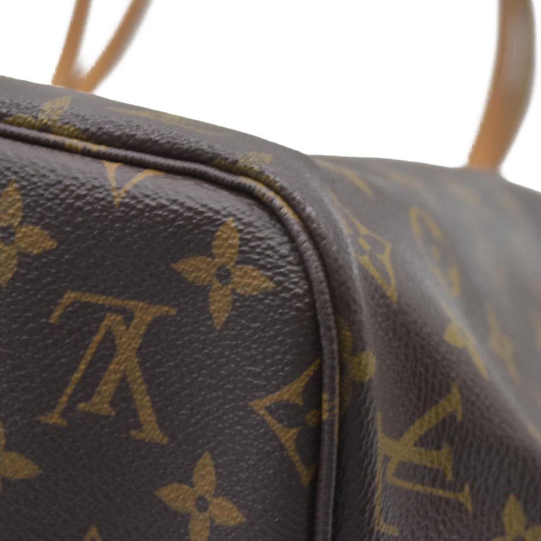 $2030 Louis Vuitton Monogram V Neverfull MM Grenade