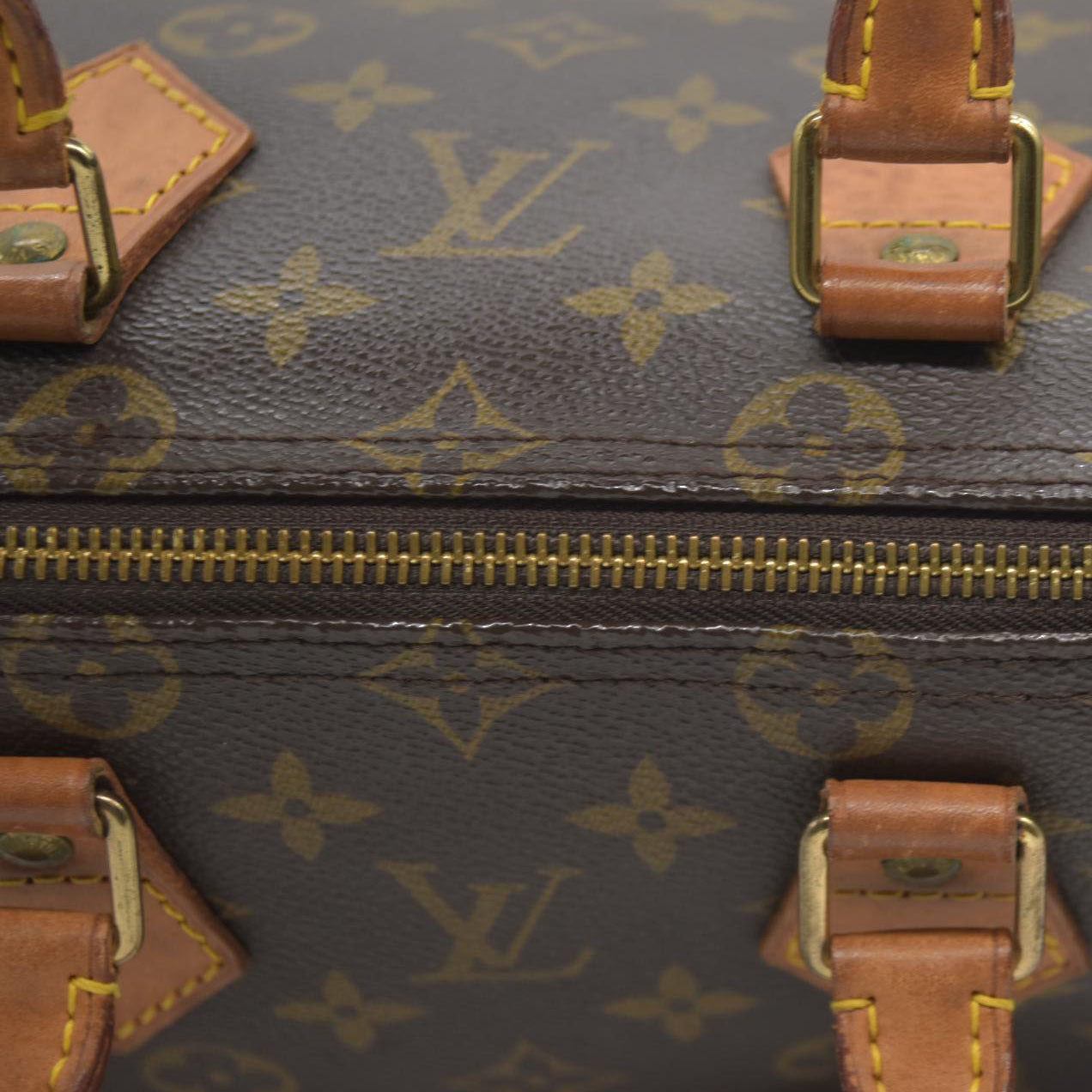 Louis Vuitton  Monogram Speedy 25 VI0992