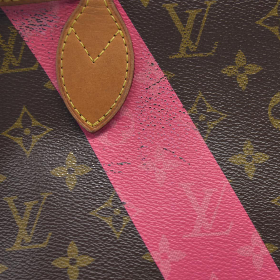 $2030 Louis Vuitton Monogram V Neverfull MM Grenade