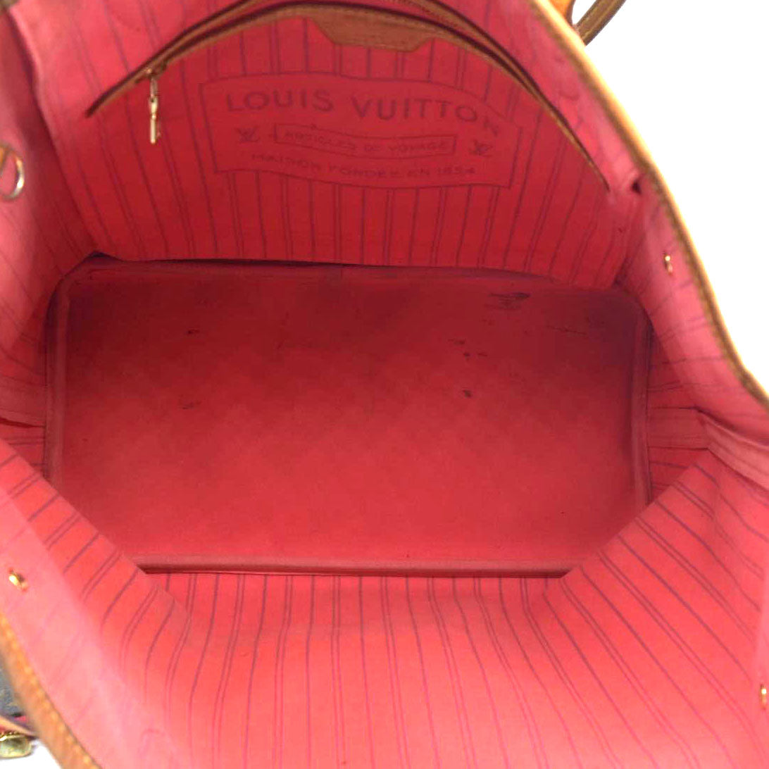 $2030 Louis Vuitton Monogram V Neverfull MM Grenade
