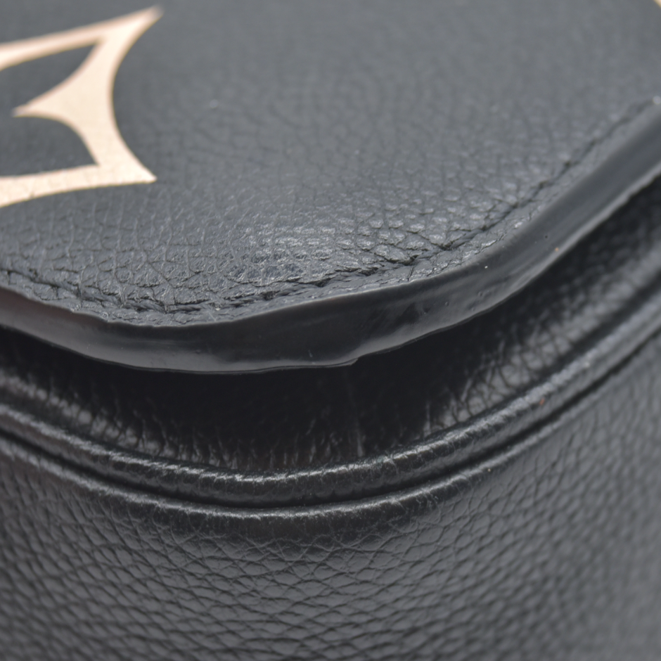 $3300 Louis Vuitton BiColor Pochette Metis Black Cream