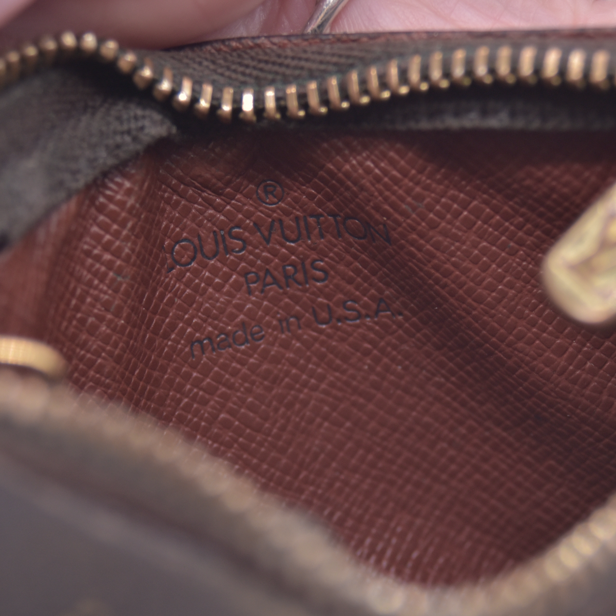 $355 Louis Vuitton Monogram Key Pouch MADE IN USA