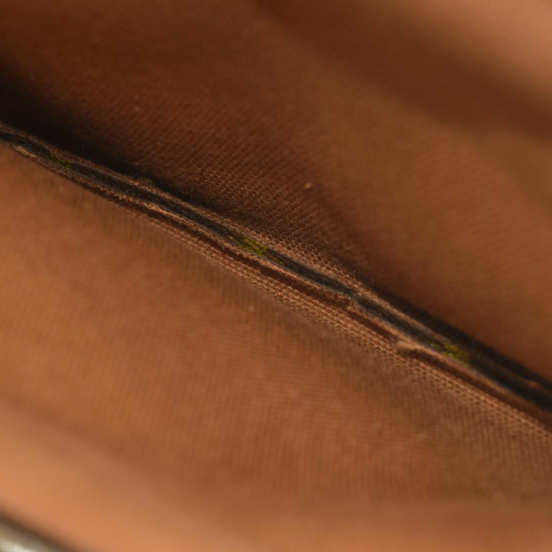 Louis Vuitton  Monogram Kisslock Coin Purse