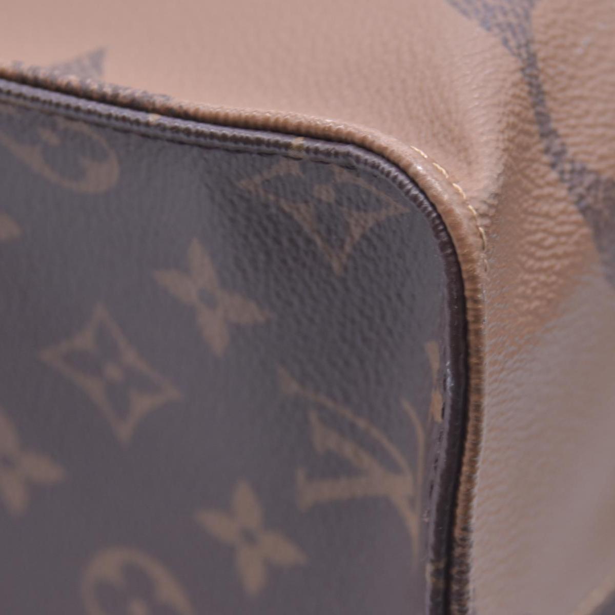 $3300 2019 Louis Vuitton Reverse Monogram Giant Onthego MM FL5109