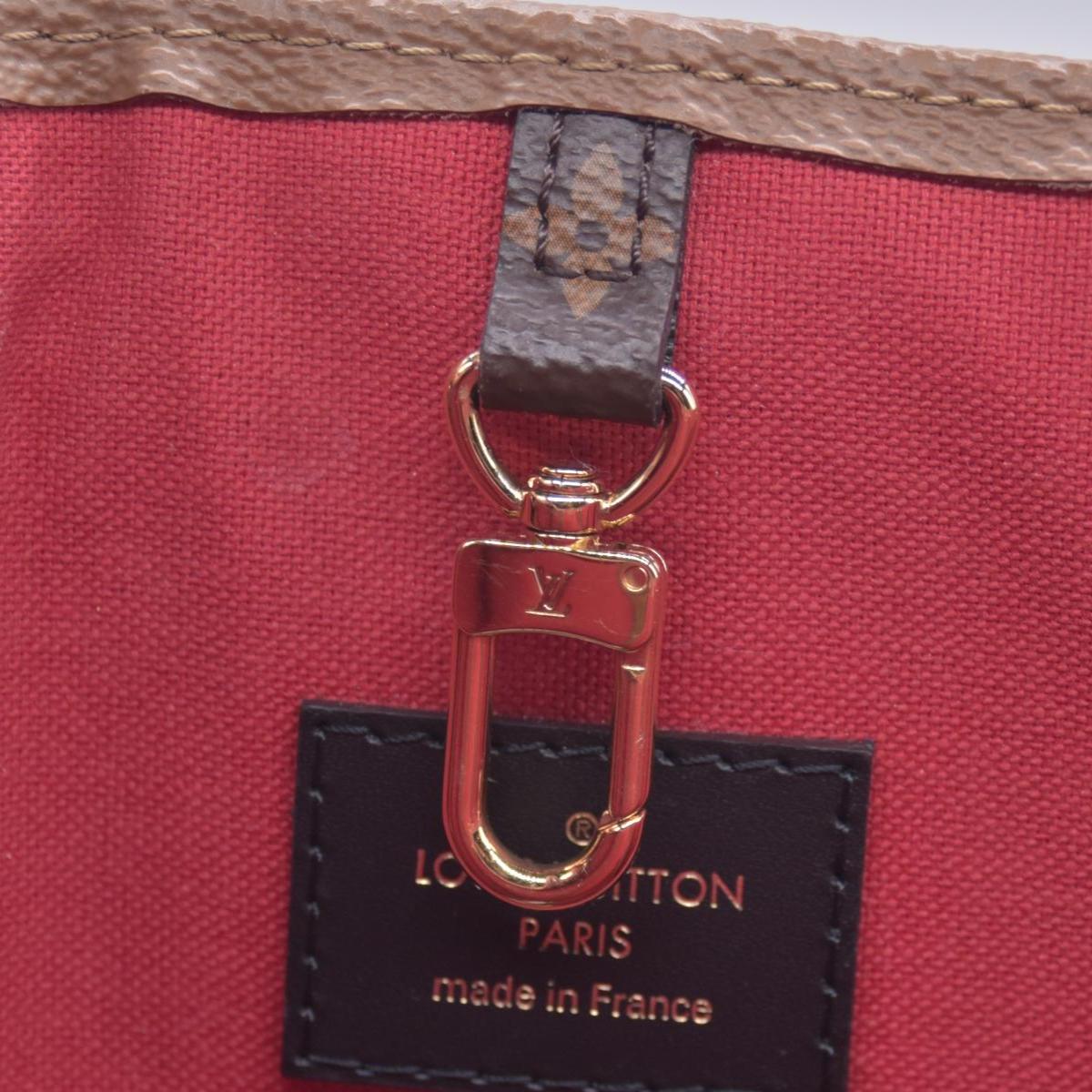 $3300 2019 Louis Vuitton Reverse Monogram Giant Onthego MM FL5109