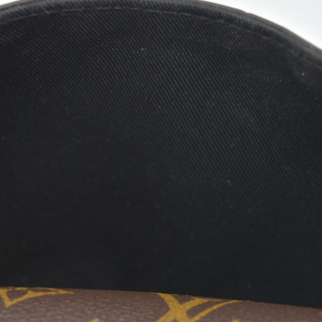 $2620 LOUIS VUITTON  Monogram Diane Black RFID Crossbody