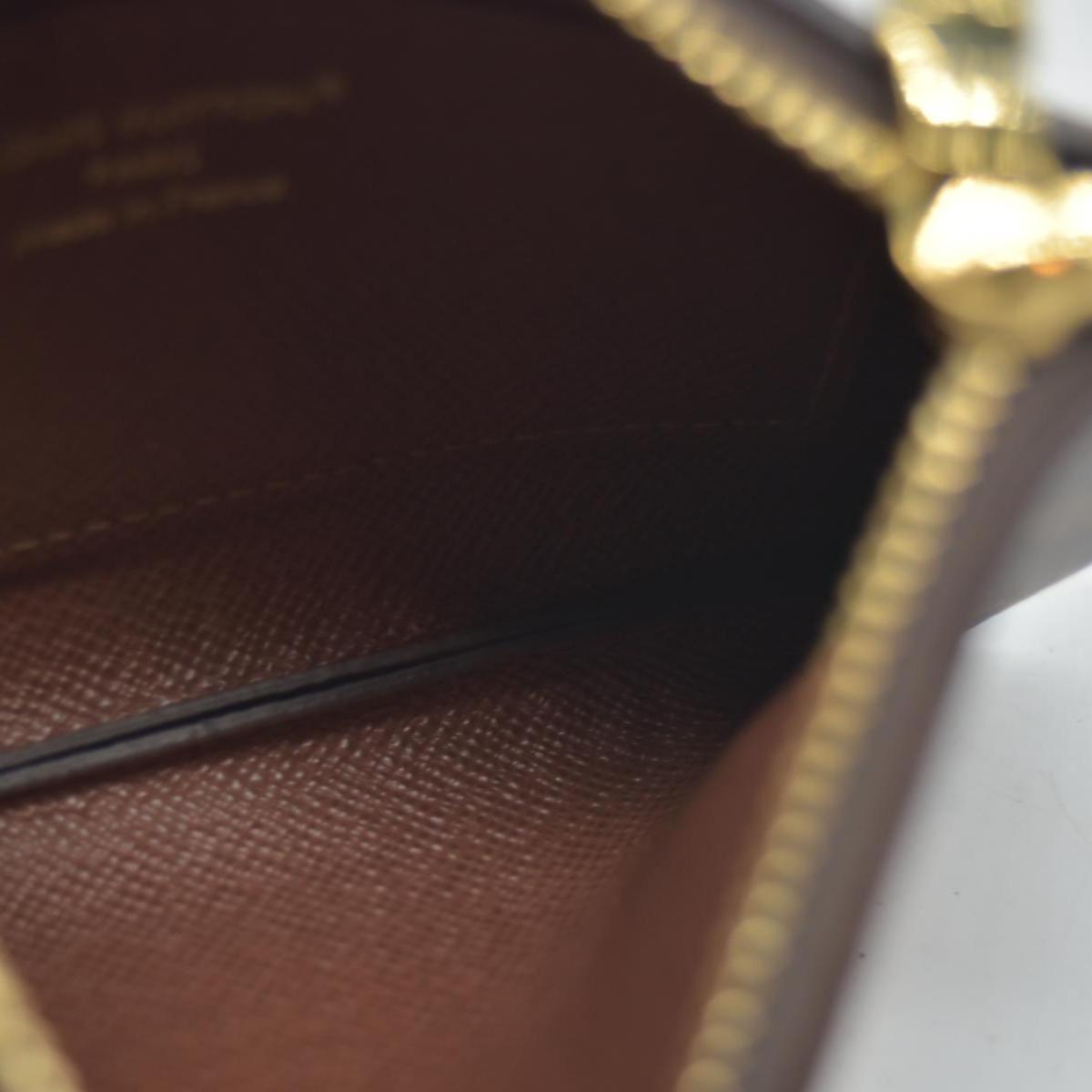 $425 Louis Vuitton Monogram Key Pouch S CONSIGNMENT