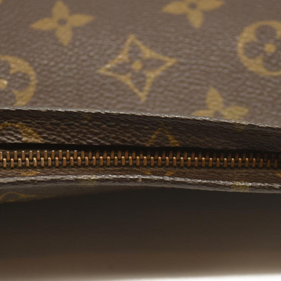 Louis Vuitton  Monogram Toiletry Pouch 26 TH8911