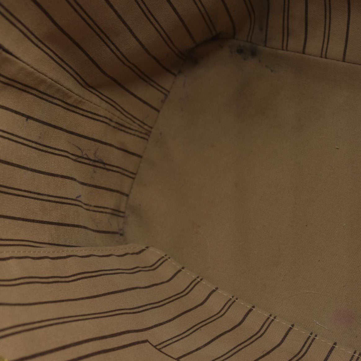 $2030 Louis Vuitton Monogram Game on Neverfull MM