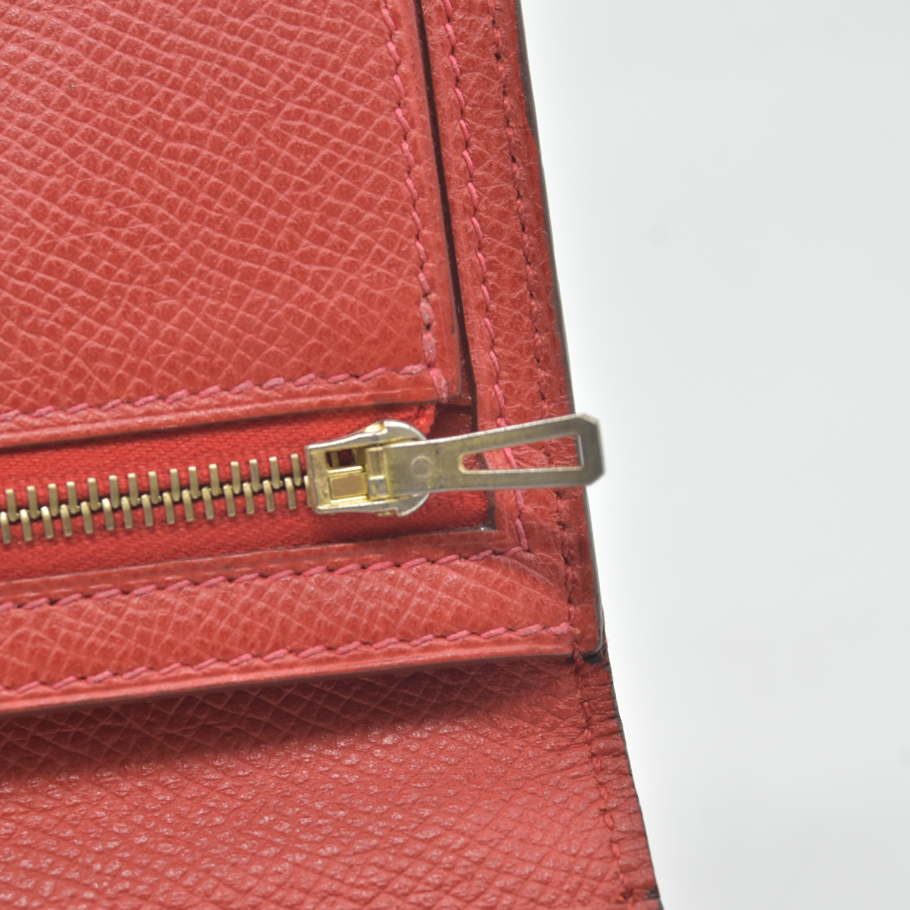 $4100 Hermes Epsom Bearn Gusset Wallet Rouge