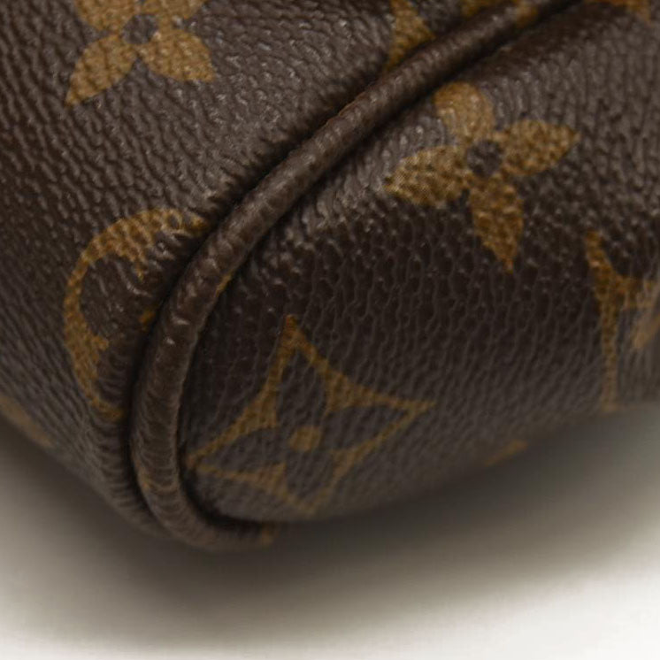 LOUIS VUITTON  Monogram Favorite MM