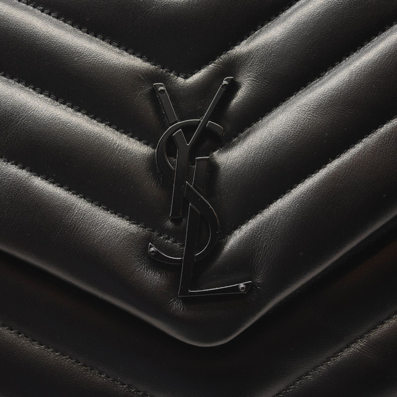 NEW SAINT LAURENT Calfskin Y Quilted Monogram Medium Loulou Chain Satchel Black