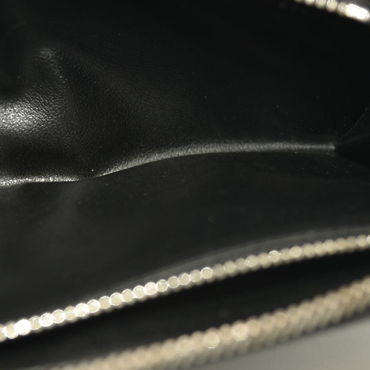 Louis Vuitton  Damier Graphite Zippy Vertical Wallet CA1195