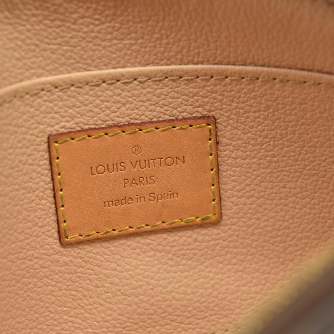 Louis Vuitton  Monogram Cosmetic Pouch  CA0036