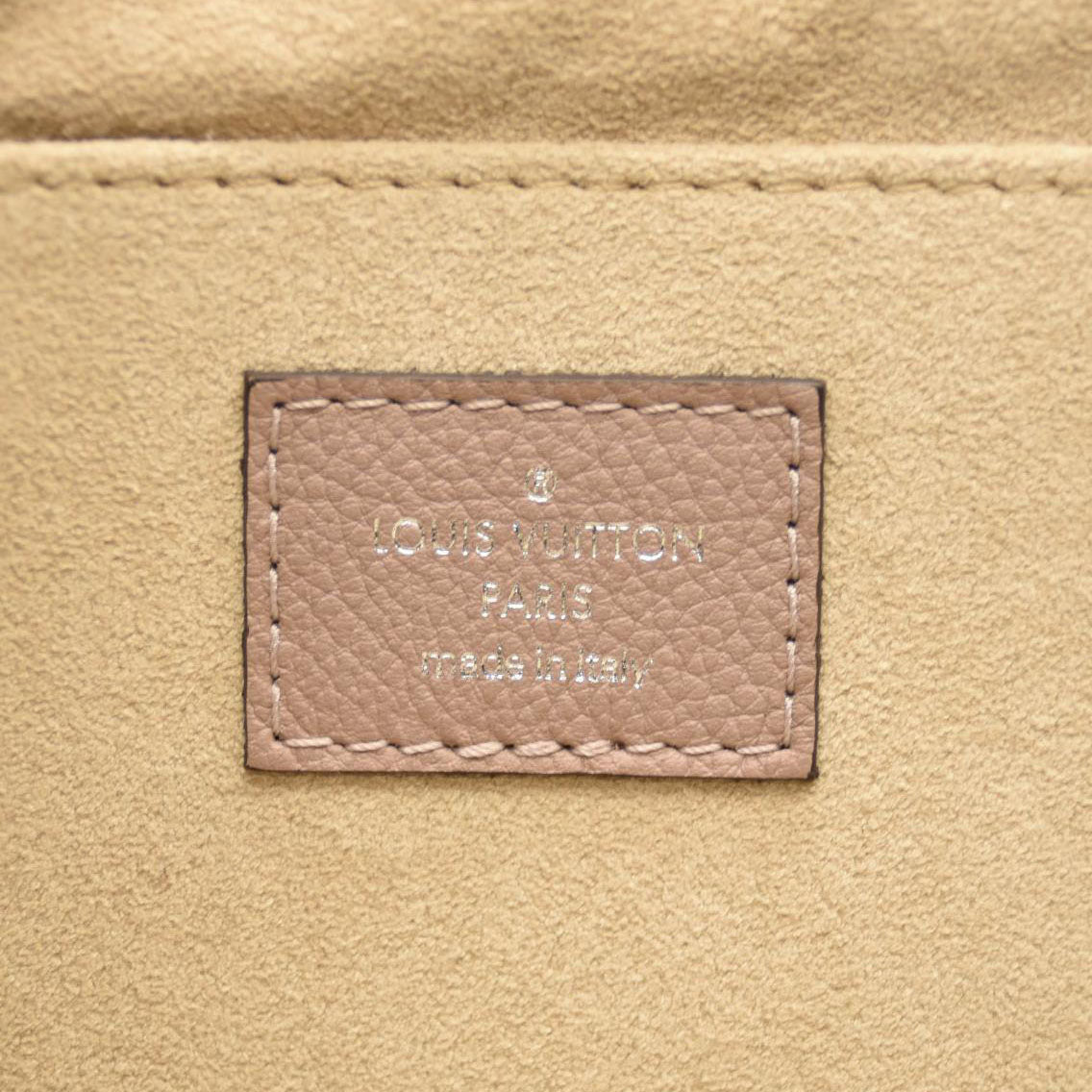 LOUIS VUITTON Taurillon Pochette Jour PM Beige