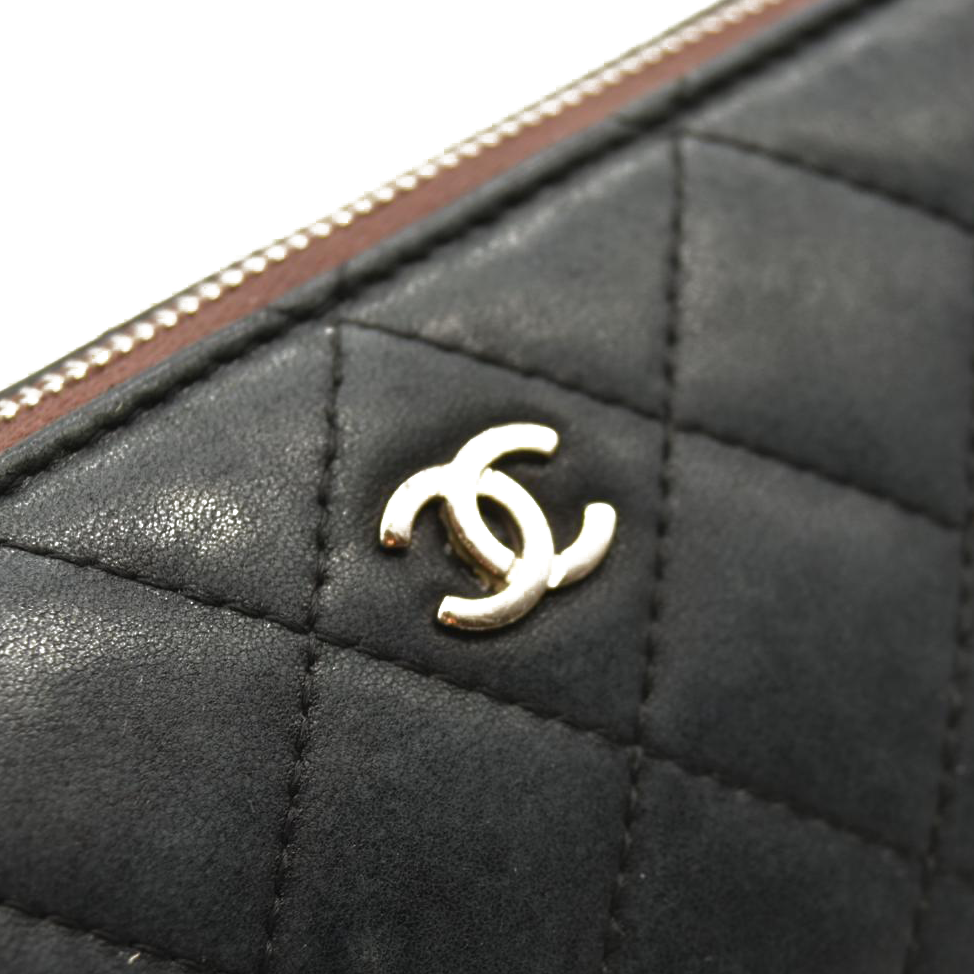 Chanel Lambskin Quilted Cosmetic Case Black