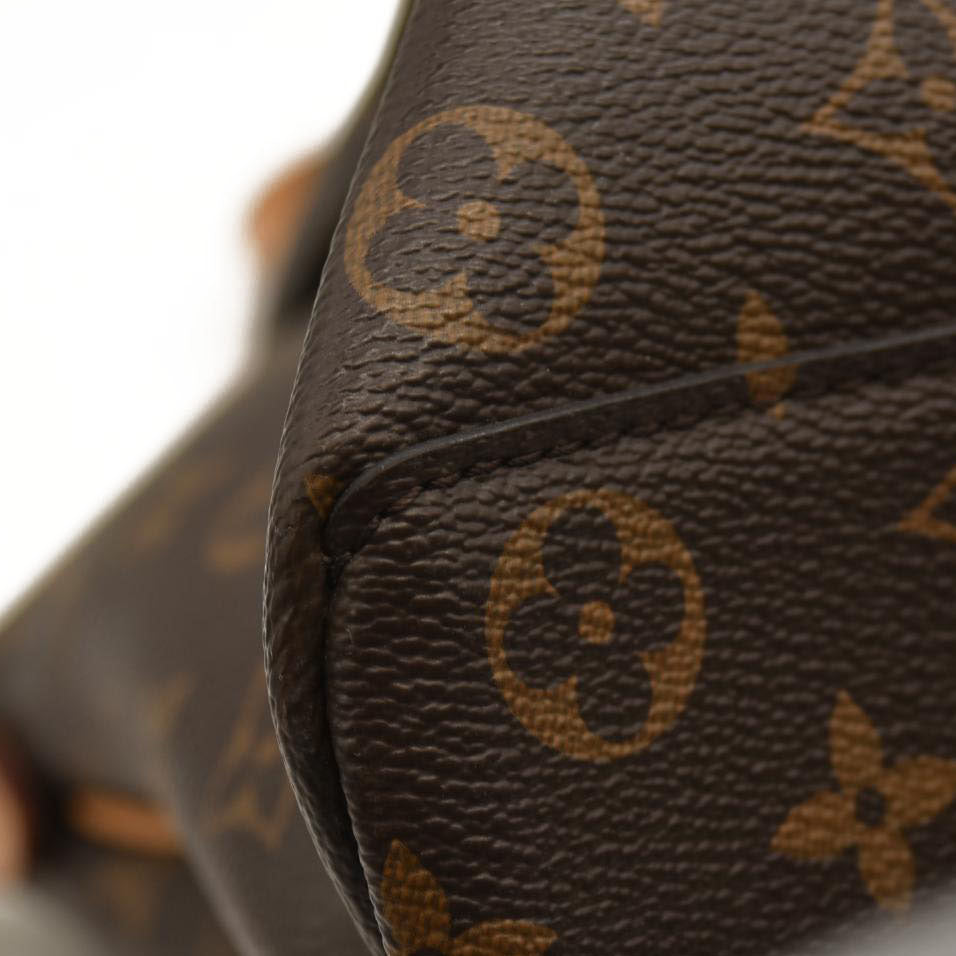 LOUIS VUITTON  Monogram Rivoli MM